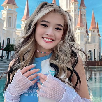 Kristina Kika Kim Biography